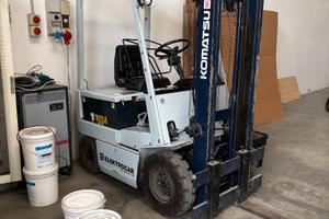 CARRELLO ELEVATORE ELETTRICO KOMATSU FB15-5