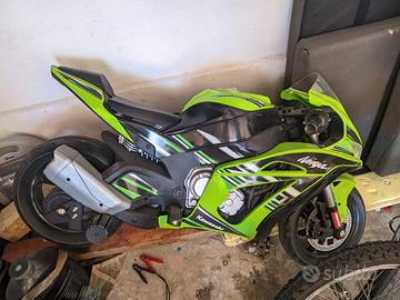 Moto elettrica bambino