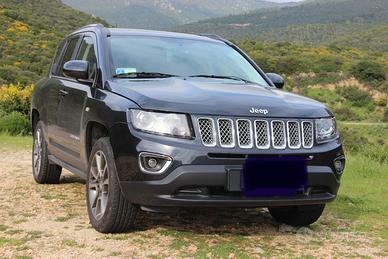 Jeep Compass affidabilità e stile avventuroso