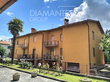 Nei pressi del lago, appartamento con taverna