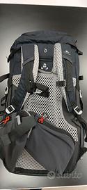 Zaino trekking 40 litri nuovo mai utilizzato