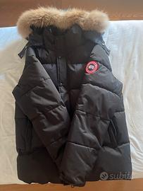 Giubbotto canada goose ( prezzo trattabile )