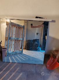 Specchio con faretti 