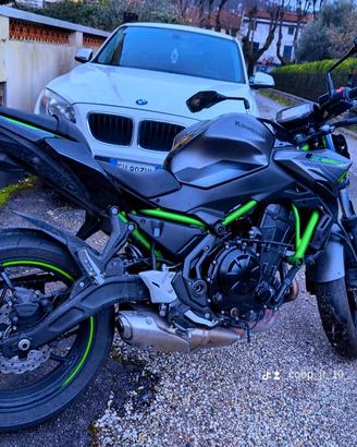 Kawasaki z×650