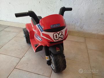 moto giocattolo ducati