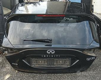 Infiniti QX30 2015> Portellone Post.