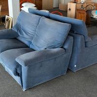 2 divani marca Pol74, 1 con sistema relax, 1 fisso