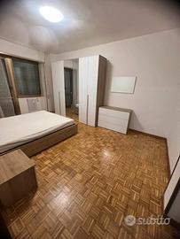 2 Camere Matrimoniali balcone Metro A Università