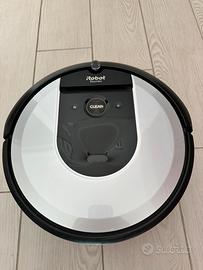 IRobot Roomba i7+  con base auto-svuotante