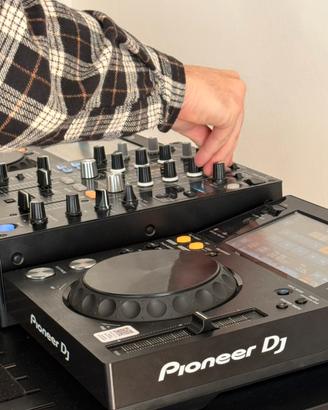 2 PIONEER DJ XDJ-700 + PIONEER DJ DJM-450 Black