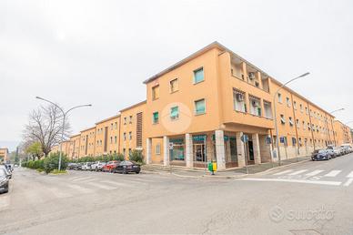 4 LOCALI A GUIDONIA MONTECELIO