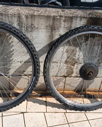 Coppia Ruote MTB 26x2.10 con copertoni tassellati