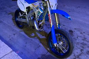 TM 125 NUOVO DI ZECCA