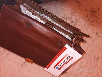 Borsa vintage Samsonite in pelle
