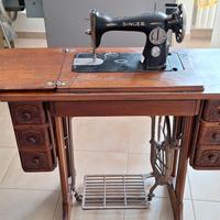 Macchina da cucire Singer del 1932