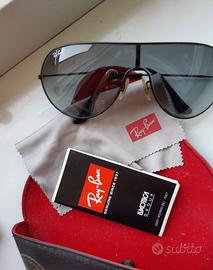 occhiali da sole Ray-Ban 