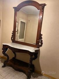 Consolle e specchiera dell'800