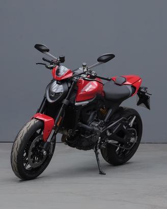 DUCATI Monster 937