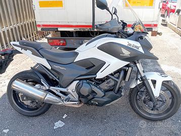 Honda NC750X DCT