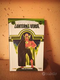 Panini lanterna verde alan Scott tra le fiamme