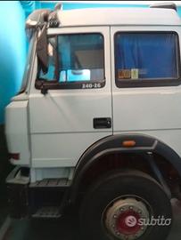 IVECO 240/26 Turbo 3 Assi Cambio FULLER