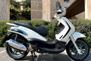 Piaggio Beverly 300 i.e. Tourer