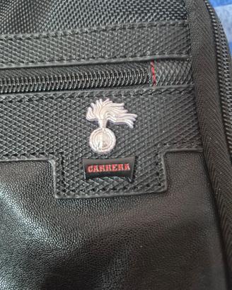 • borsello: Carrera Jeans
• Colore: Nero