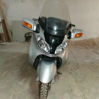 Suzuki Burgman 650