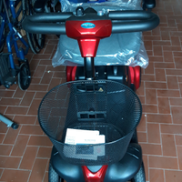 NUOVO Scoooter elettrico per anziani a disabili