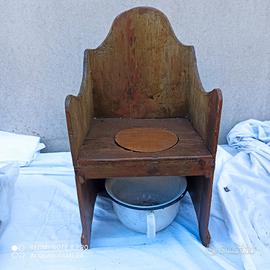 antica comoda per bambini