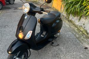 Piaggio Vespa LX 50 4t perfetta