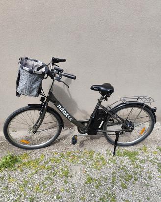 Bici elettrica da donna ottim.e condizioni 