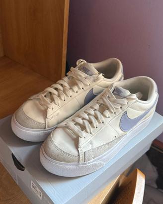 Nike Blazer Low Platform in pelle bianca n. 38