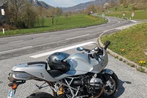 BMW R1200S - solo 9800km