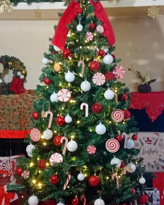 Albero di natale 180cm  nuovo ed addobbato 