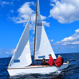 barca a vela e diporto classe Lightning in legno