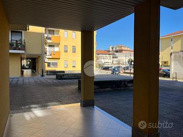 4 LOCALI A COSSATO