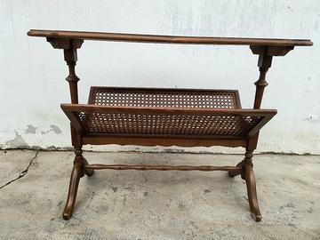 Tavolino Portariviste