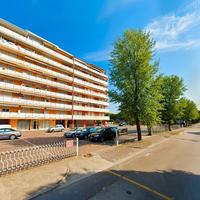 ITU quadrilocale doppi servizi in zona centrale