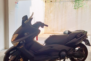 Yamaha TMax 500