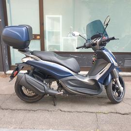 Beverly 350