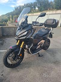 Honda X-ADV Travel Edition