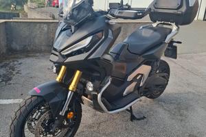 Honda X-ADV Travel Edition