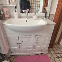 mobile bagno in legno