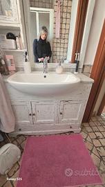 mobile bagno in legno