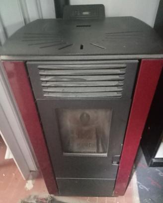 STUFA A PELLET BORDEAUX
