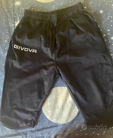 Pantaloni sportivi al ginocchio