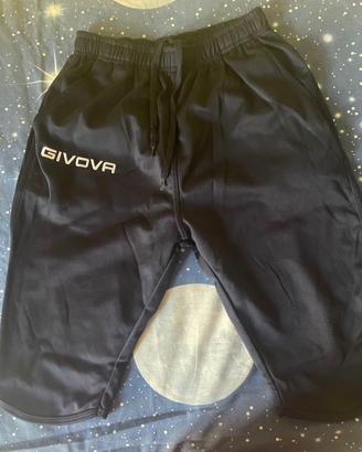 Pantaloni sportivi al ginocchio