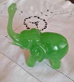 Elefantino portafortuna in onice verde