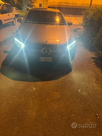 Vendo Mercedes Benz
